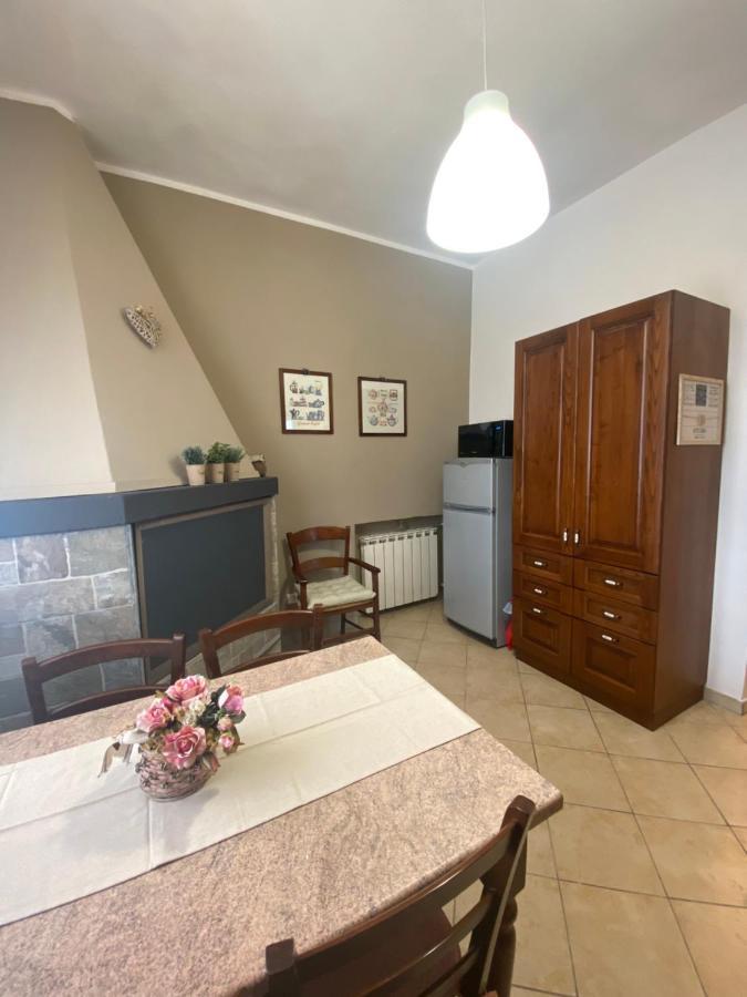 Casato Clavelli 1 Villa Collestatte Eksteriør bilde